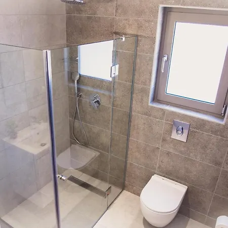 Starlight Guro - 4bd, 4ba, 4min To Beach Rethymno (Crete)